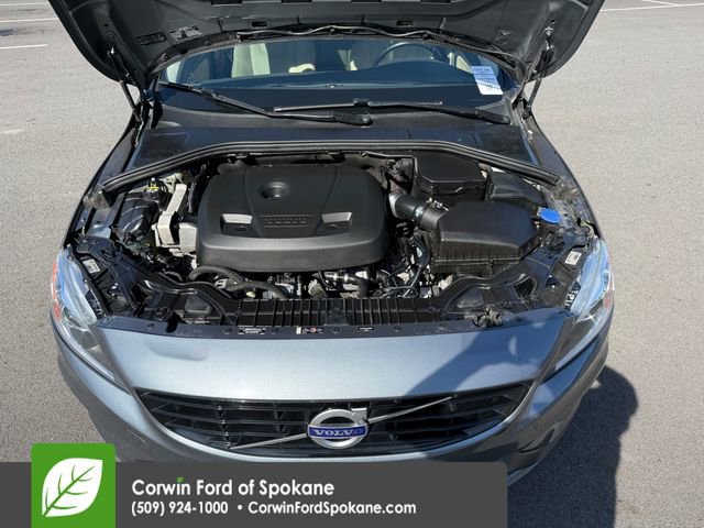 Used 2017 Volvo S60 T5 Dynamic image 32