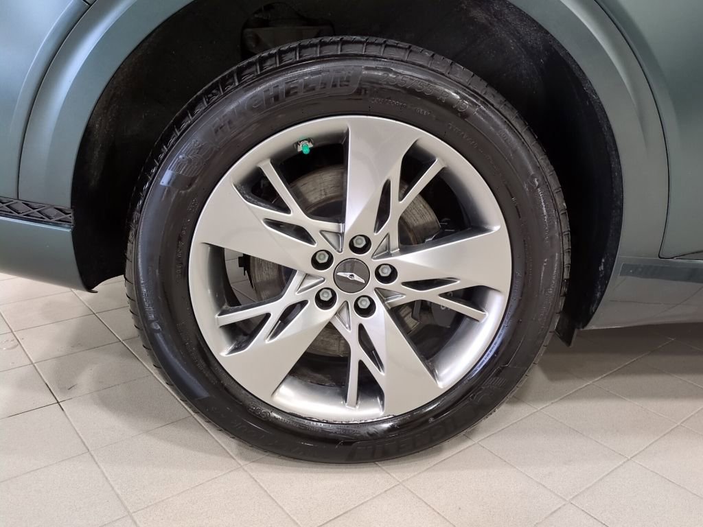 Used 2024 Genesis GV70 3.5T Sport image 22