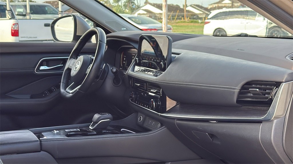 Used 2021 Nissan Rogue Platinum image 33