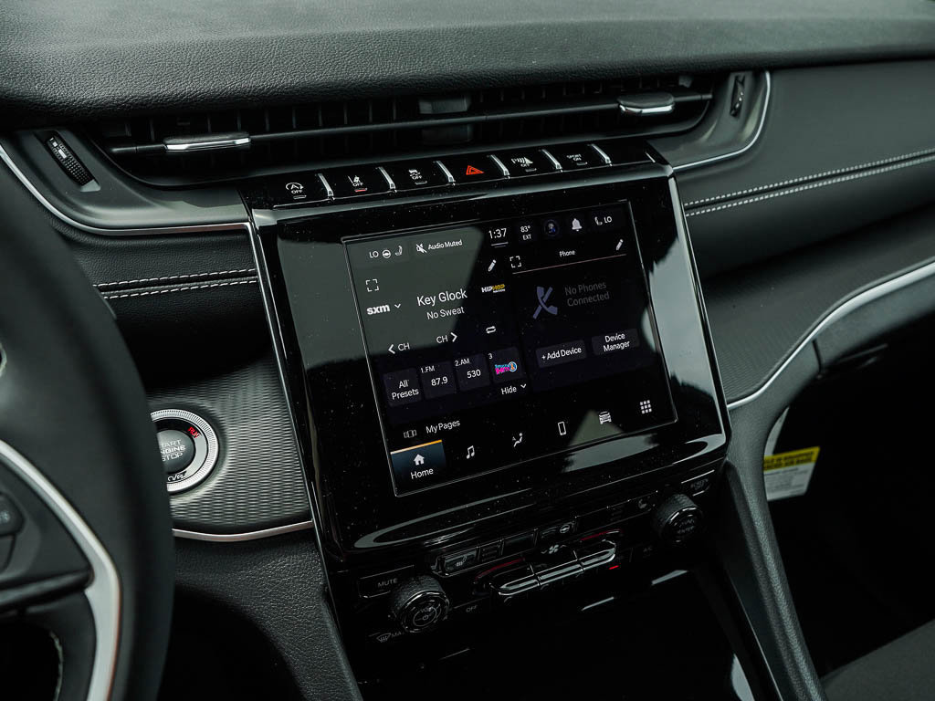 New 2025 Jeep Grand Cherokee Laredo X w/ Luxury Tech Group I image 23