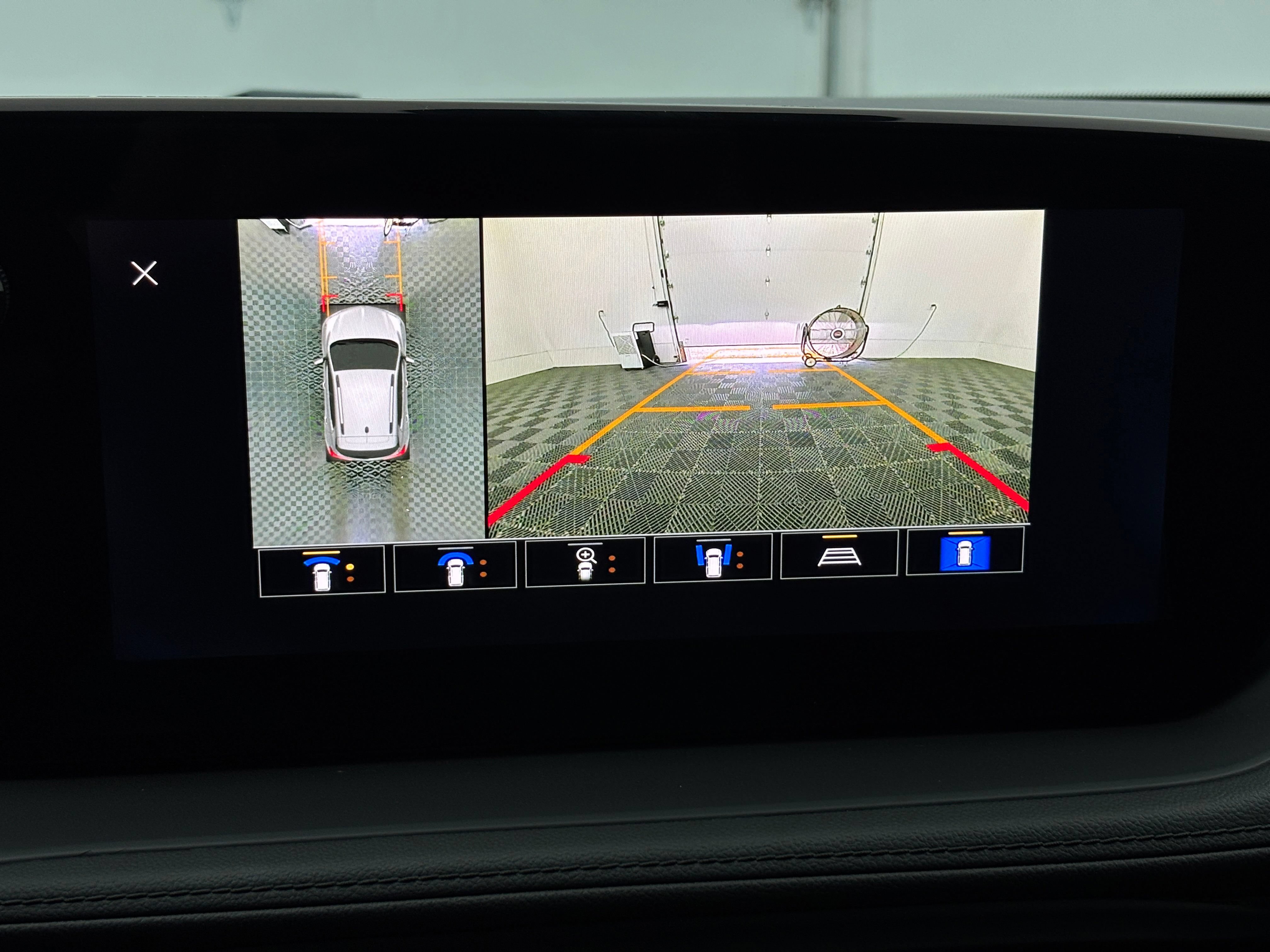 New 2026 Buick Encore GX Sport Touring w/ Advanced Technology Package AWD/4WD image 4
