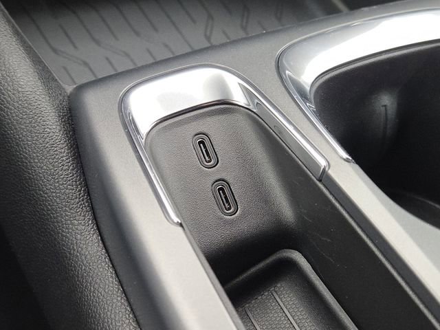 New 2026 Chevrolet Equinox EV LT image 8