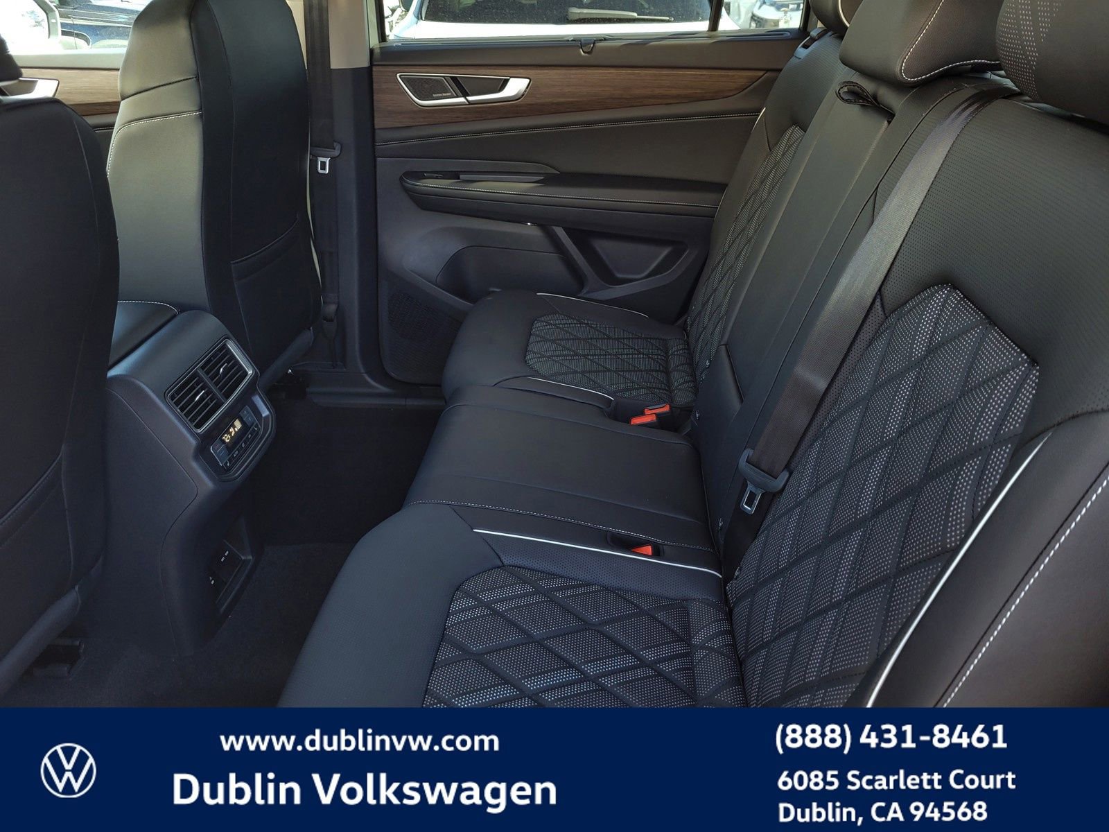 New 2026 Volkswagen Atlas SEL Premium R-Line image 10