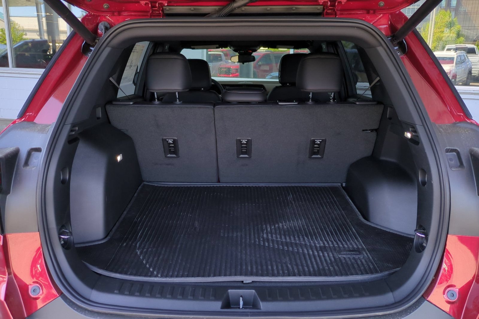 New 2026 GMC Terrain Elevation w/ Elevation Premium Package AWD/4WD image 16