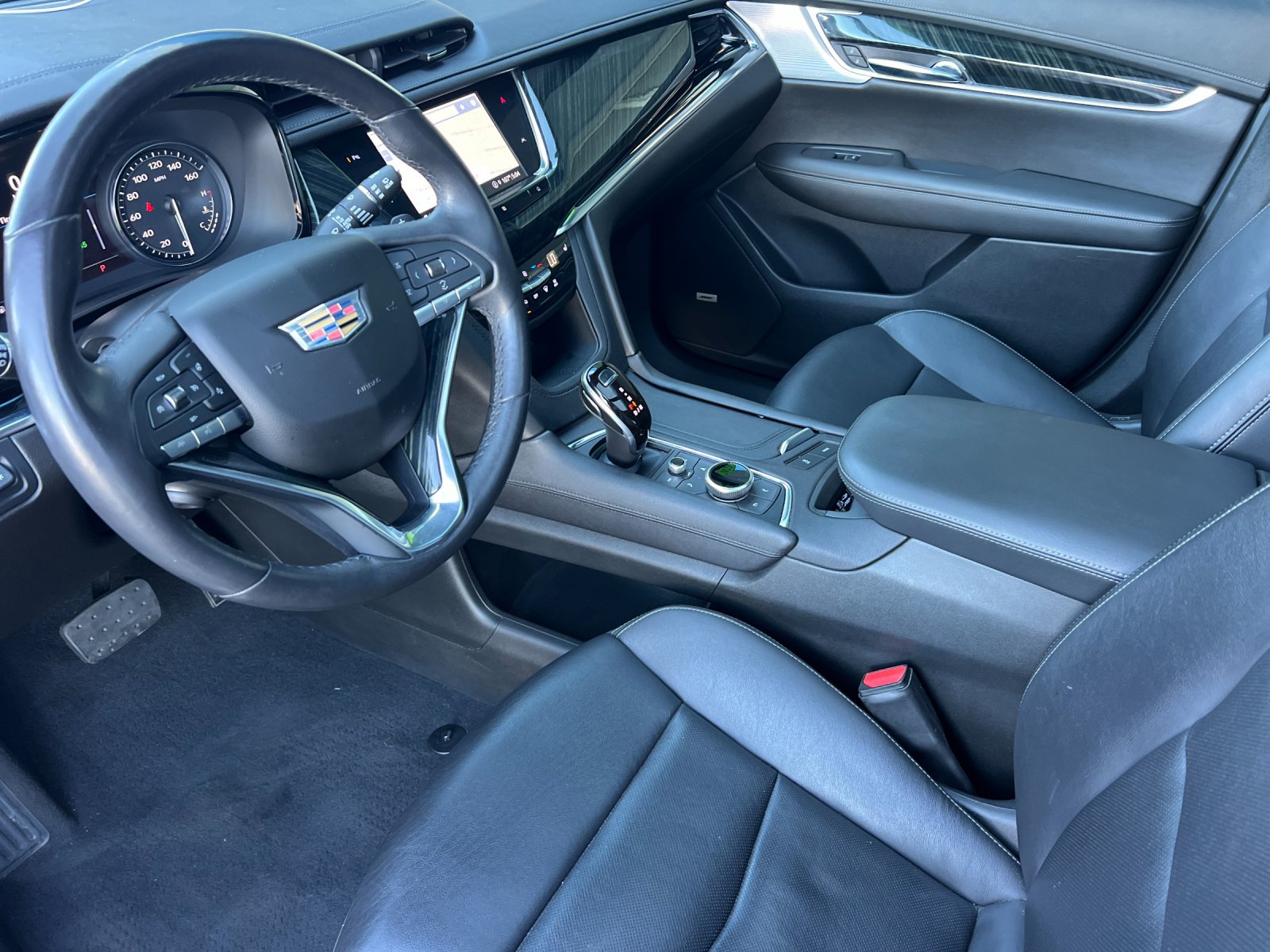 Used 2021 Cadillac XT6 Premium Luxury FWD image 10