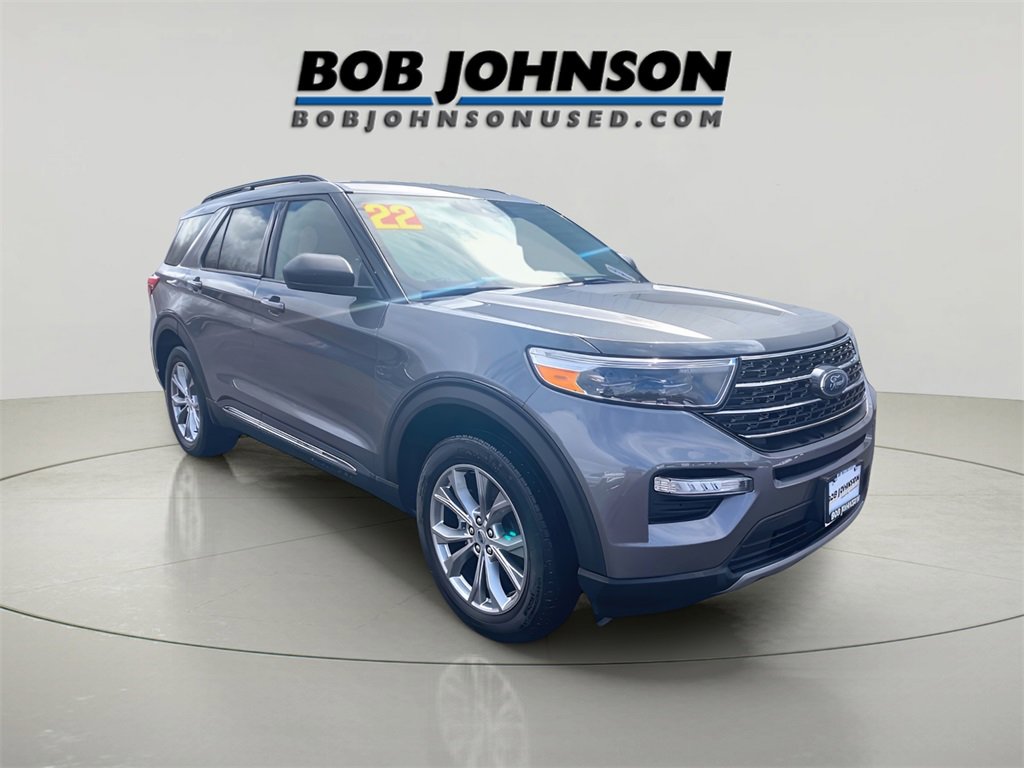 Used 2022 Ford Explorer XLT image 1