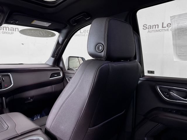 Used 2023 Chevrolet Tahoe RST w/ Luxury Package AWD/4WD image 26
