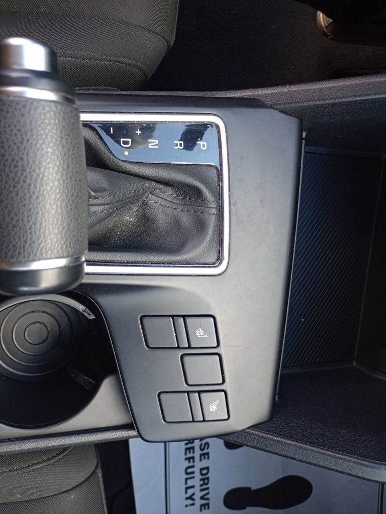 Used 2024 Kia Sportage LX image 26