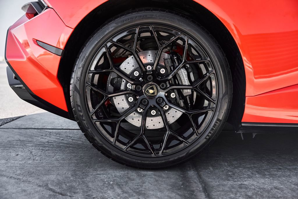 Used 2023 Lamborghini Huracan Tecnica image 29