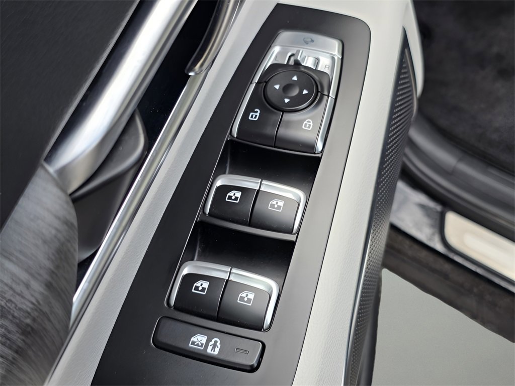 Used 2024 Kia Telluride SX image 19