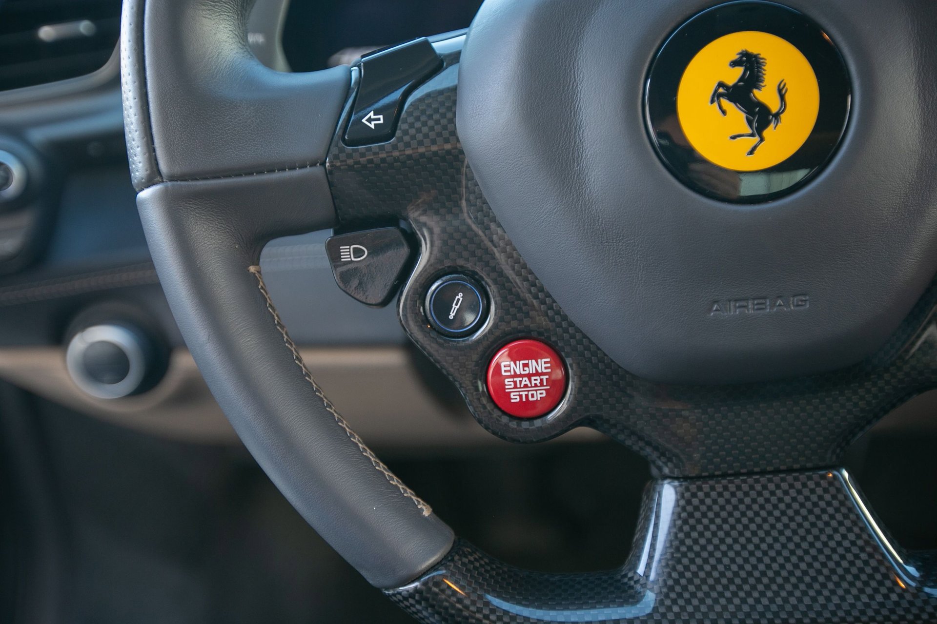 Used 2016 Ferrari 488 GTB image 38