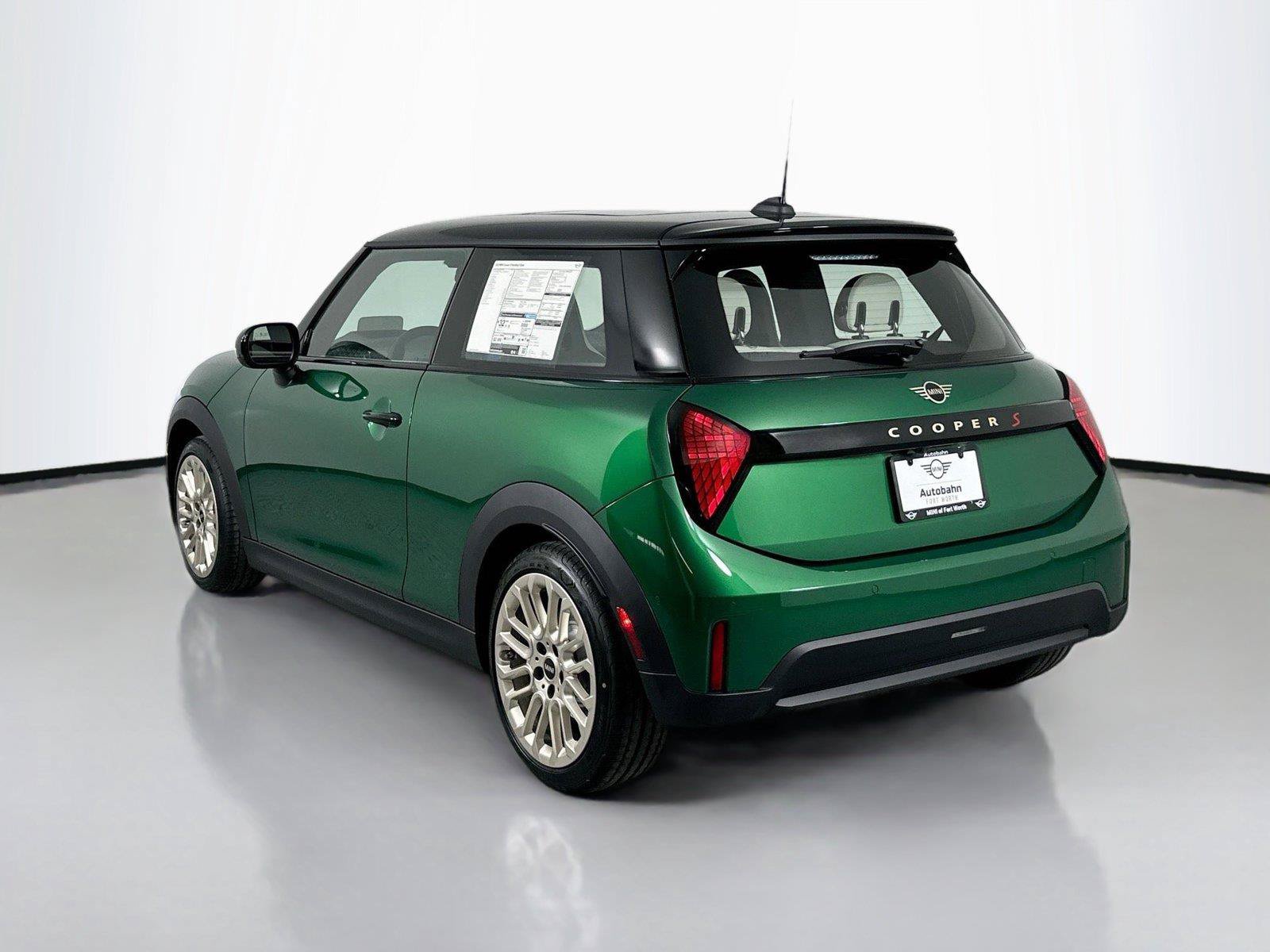 Used 2025 MINI Cooper S FWD image 7