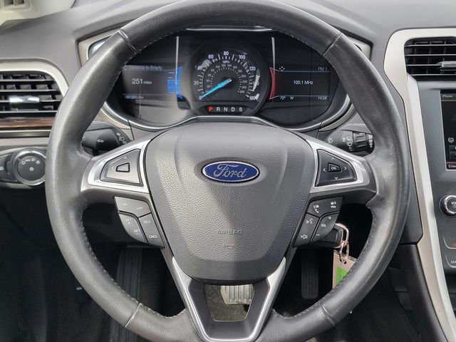 Used 2015 Ford Fusion SE w/ Equipment Group 202A FWD image 32