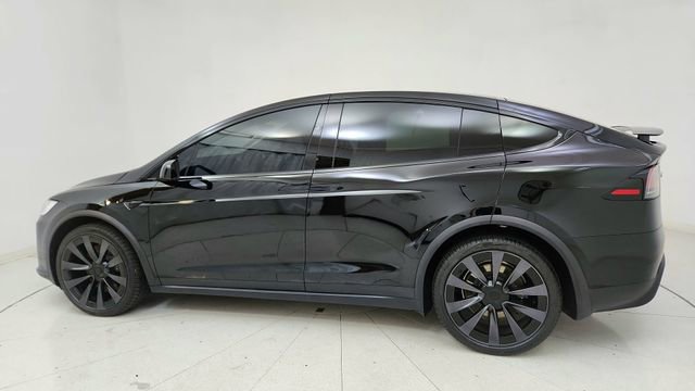 Used 2022 Tesla Model X image 4