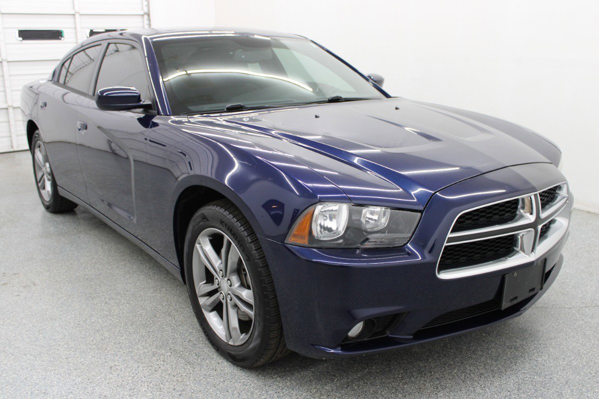 Used 2014 Dodge Charger SXT Plus image 4