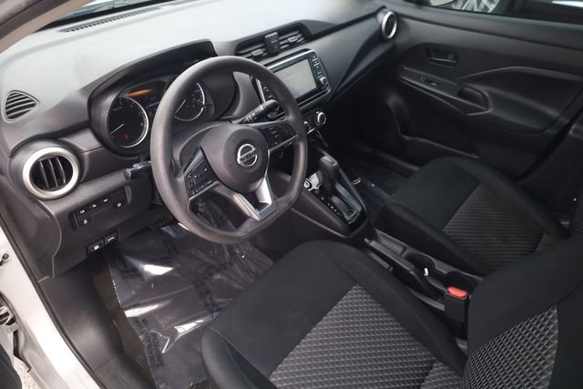 Used 2021 Nissan Versa S FWD image 8