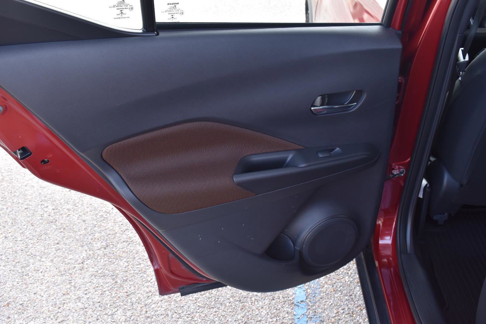 Used 2020 Nissan Kicks SR image 43