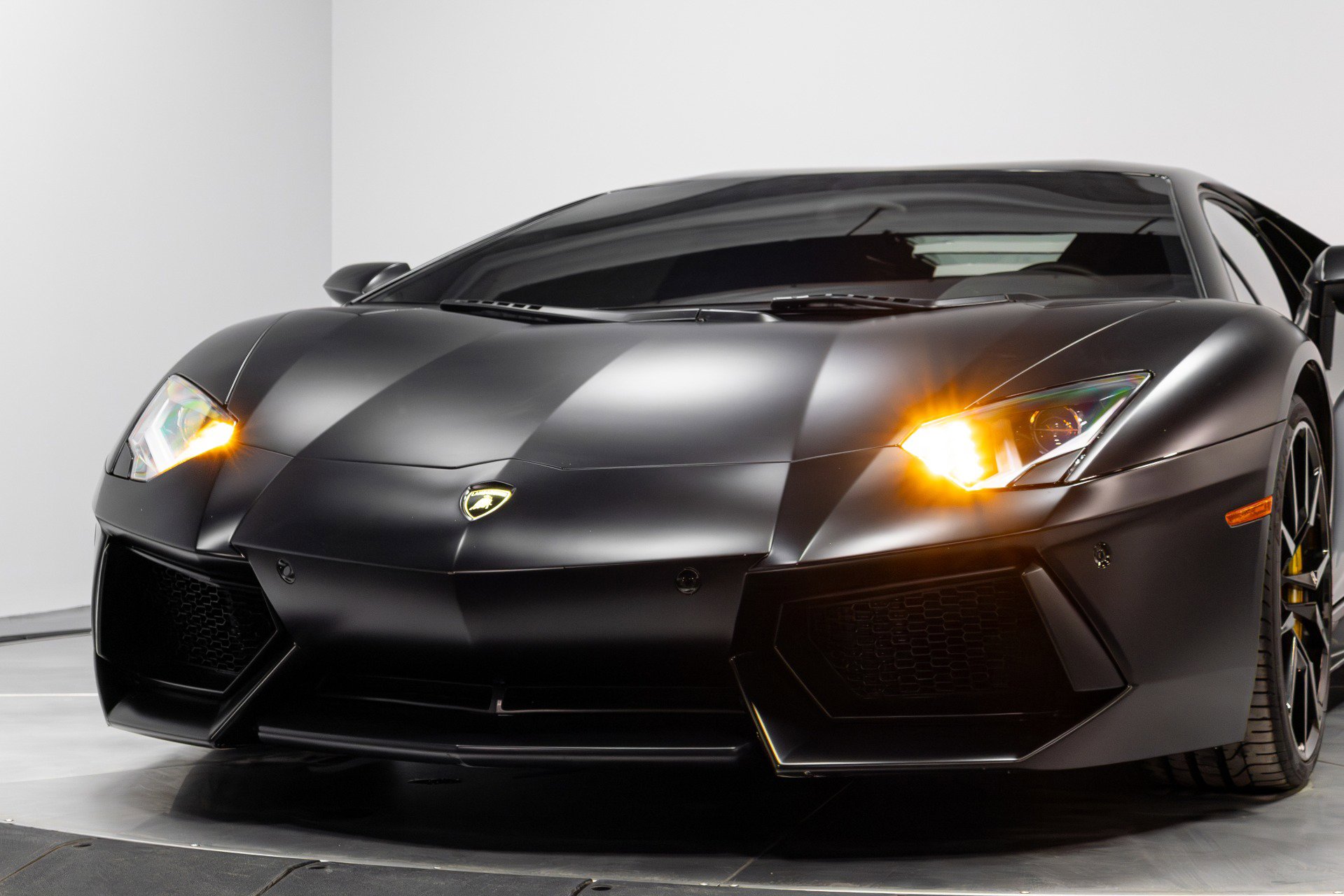 Used 2014 Lamborghini Aventador LP 700-4 image 70