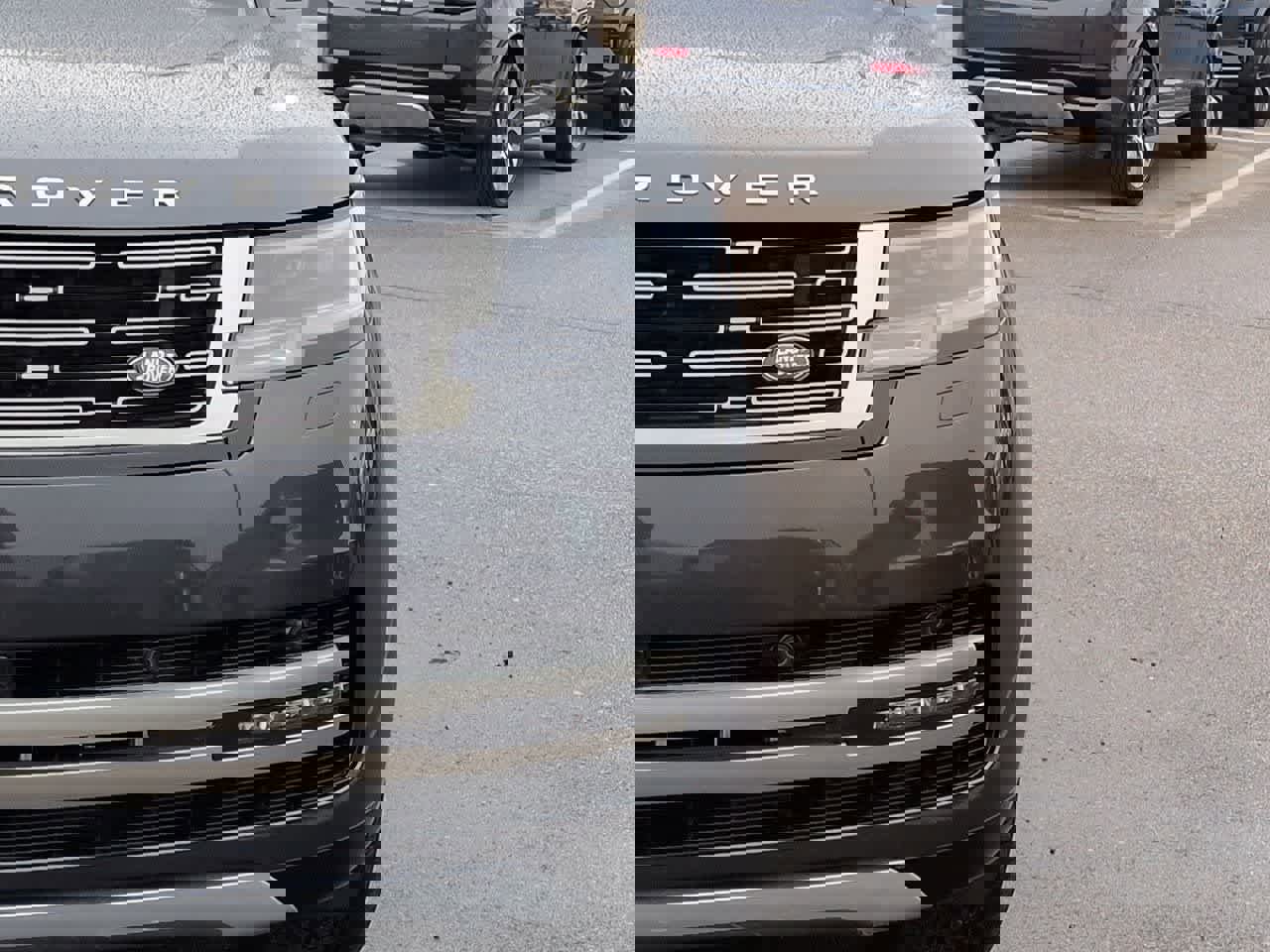 Used 2023 Land Rover Range Rover SE image 10