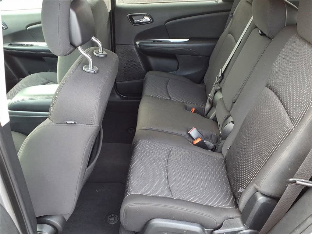Used 2018 Dodge Journey SE w/ Connectivity Group image 11