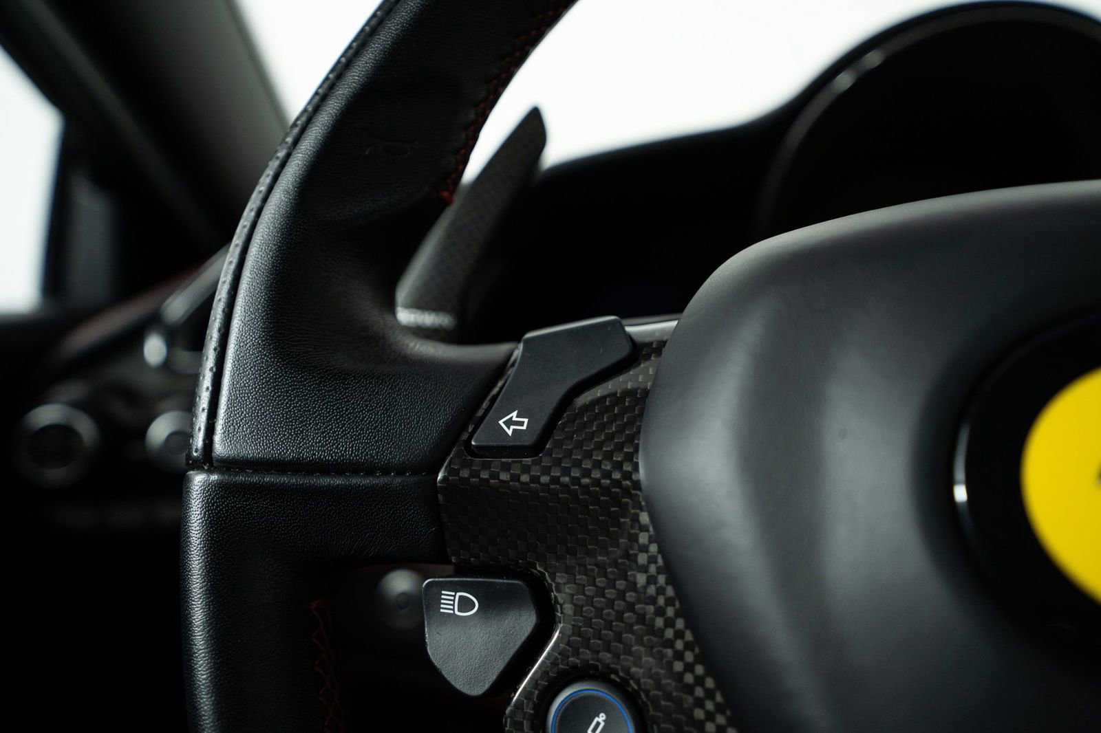 Certified 2019 Ferrari 488 GTB RWD image 48