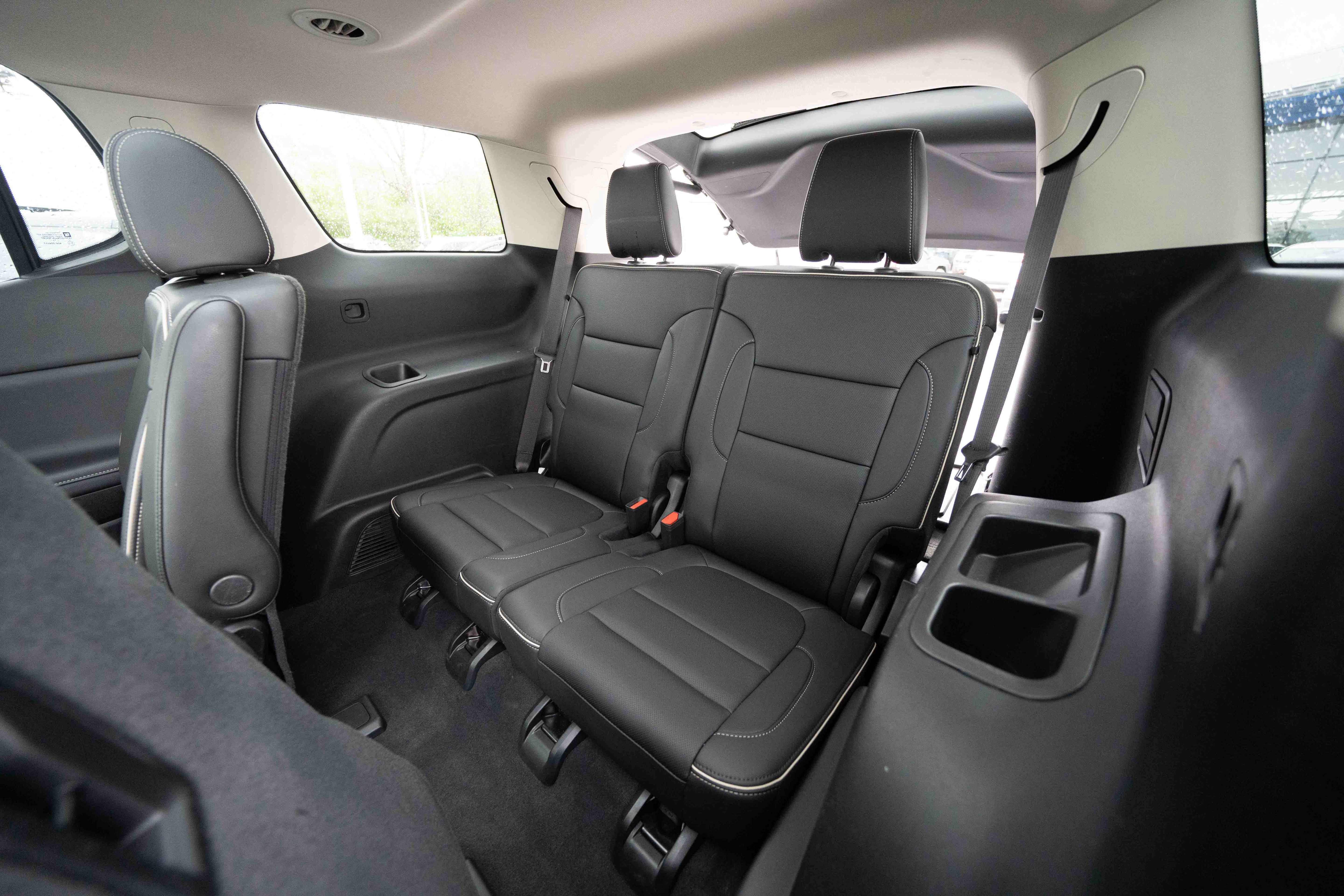 Used 2023 GMC Acadia Denali w/ Denali Ultimate Package AWD/4WD image 24