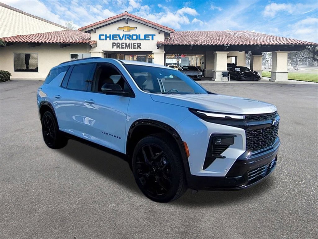 Used 2025 Chevrolet Traverse RS w/ LPO, Floor Liner Package image 2