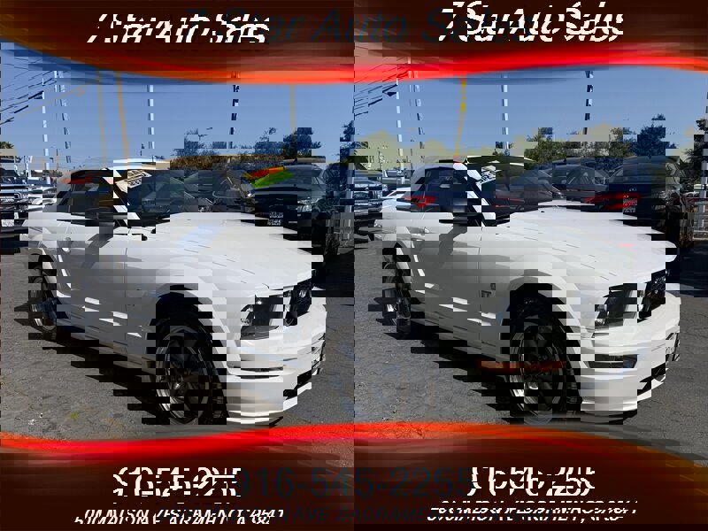 Used 2005 Ford Mustang GT Premium image 1