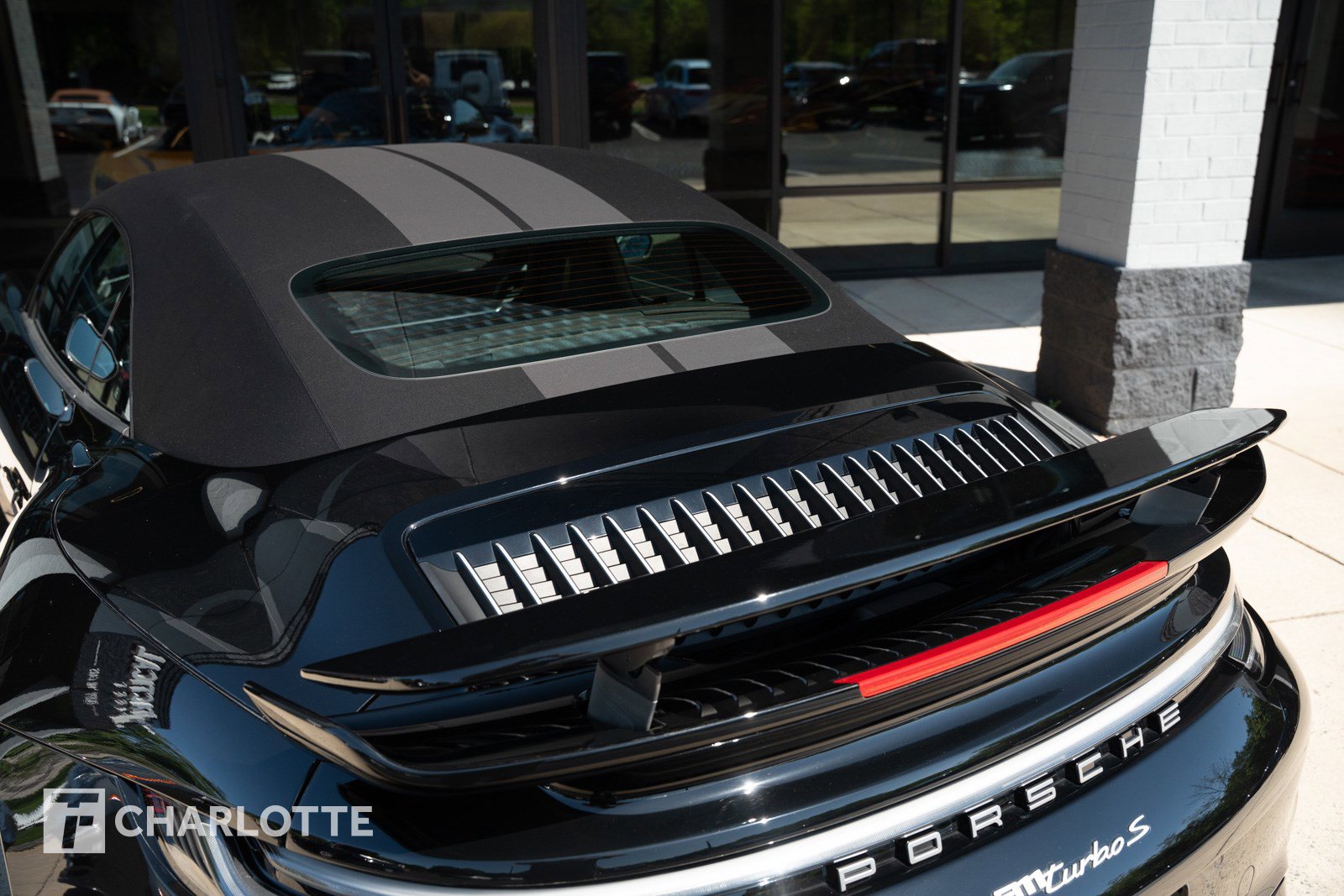 Used 2022 Porsche 911 Turbo S AWD/4WD image 18
