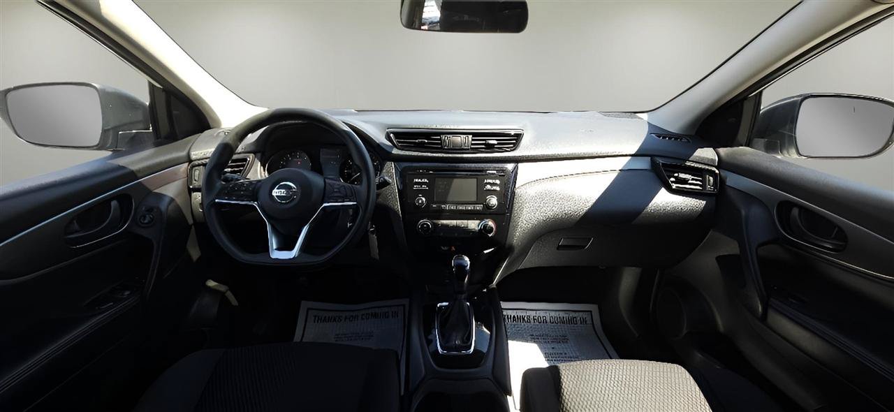 Used 2018 Nissan Rogue Sport S w/ S Appearance Package AWD/4WD image 19