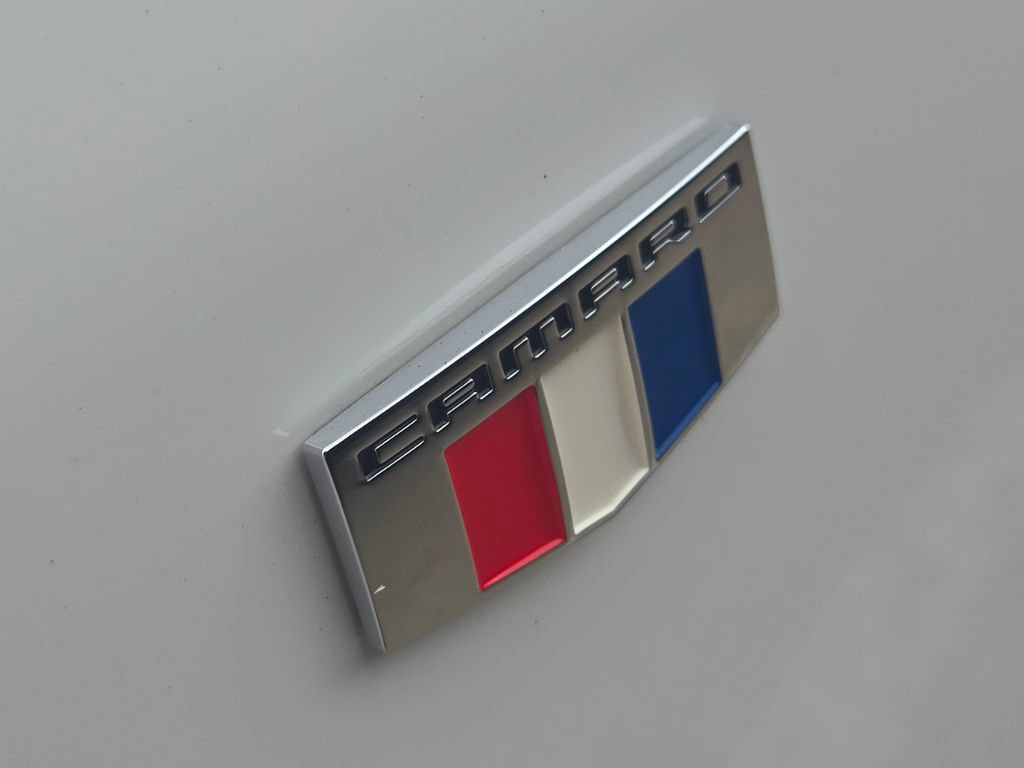 Used 2023 Chevrolet Camaro LT RWD image 11