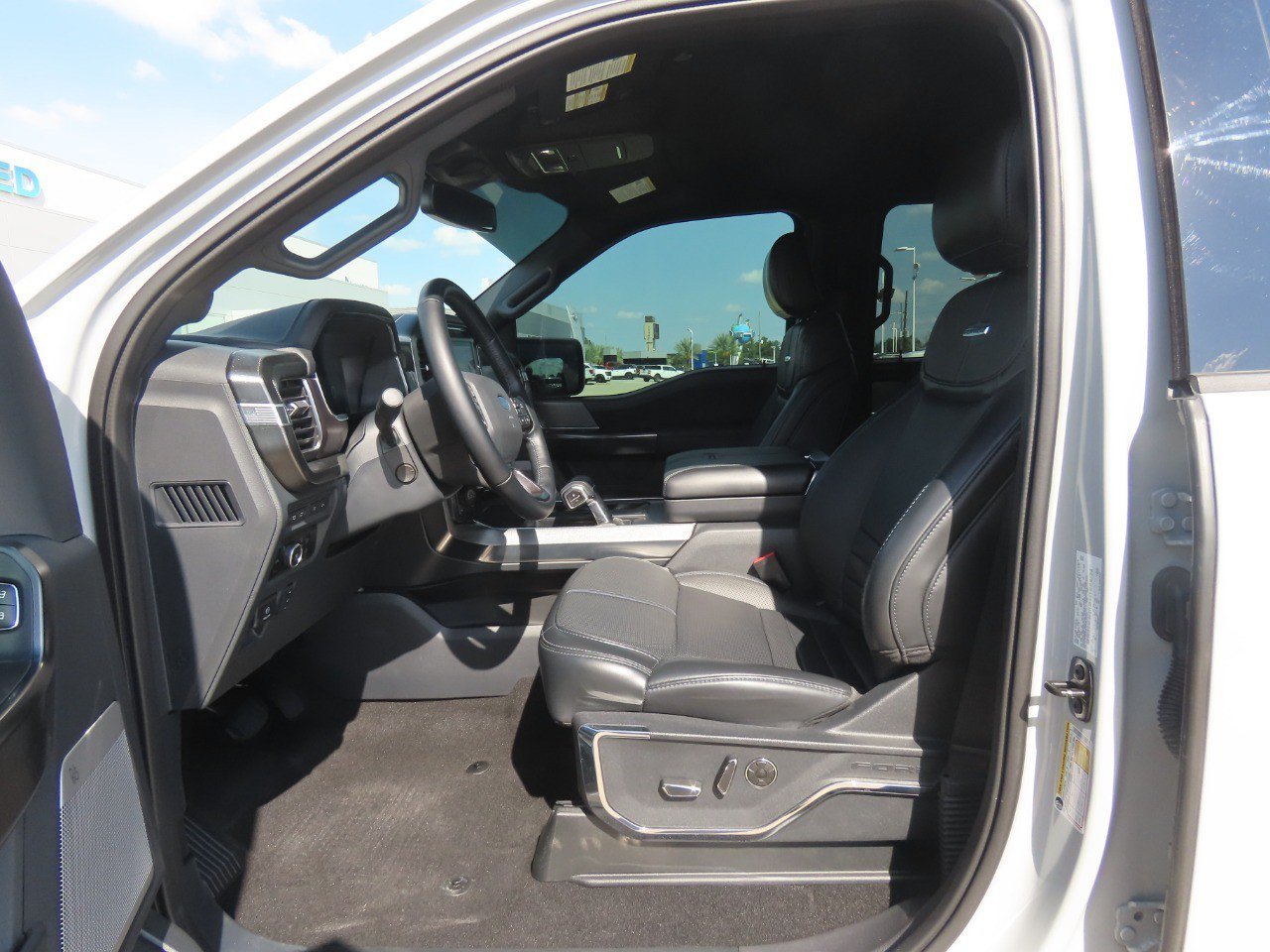 Certified 2024 Ford F150 Platinum w/ FX4 Off-Road Package AWD/4WD image 24