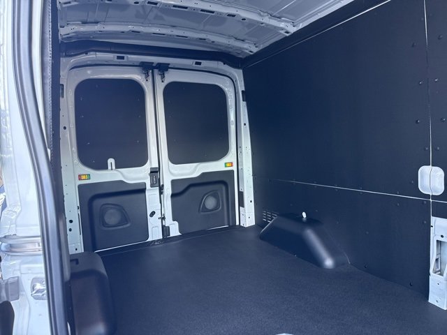 New 2026 Ford Transit 250 148 Medium Roof w/ Load Area Protection Package image 25