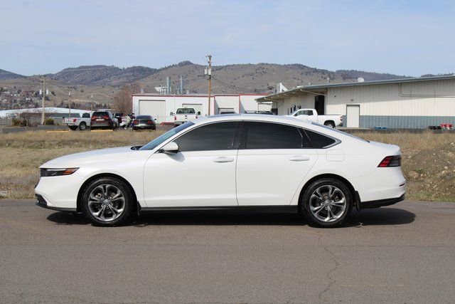 Used 2024 Honda Accord EX image 3