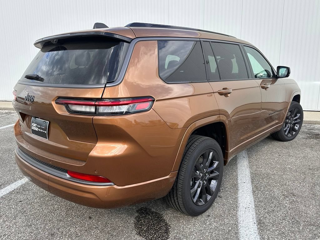 New 2026 Jeep Grand Cherokee L Limited AWD/4WD image 7