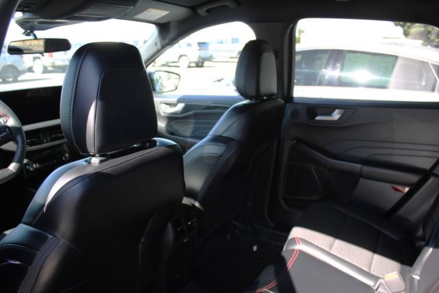 Used 2025 Ford Escape ST-Line Select w/ Tech Pack #2 AWD/4WD image 16