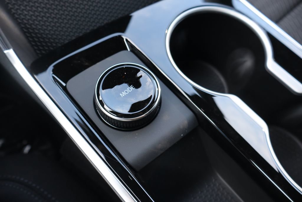 New 2026 Chevrolet Equinox LT AWD/4WD image 17