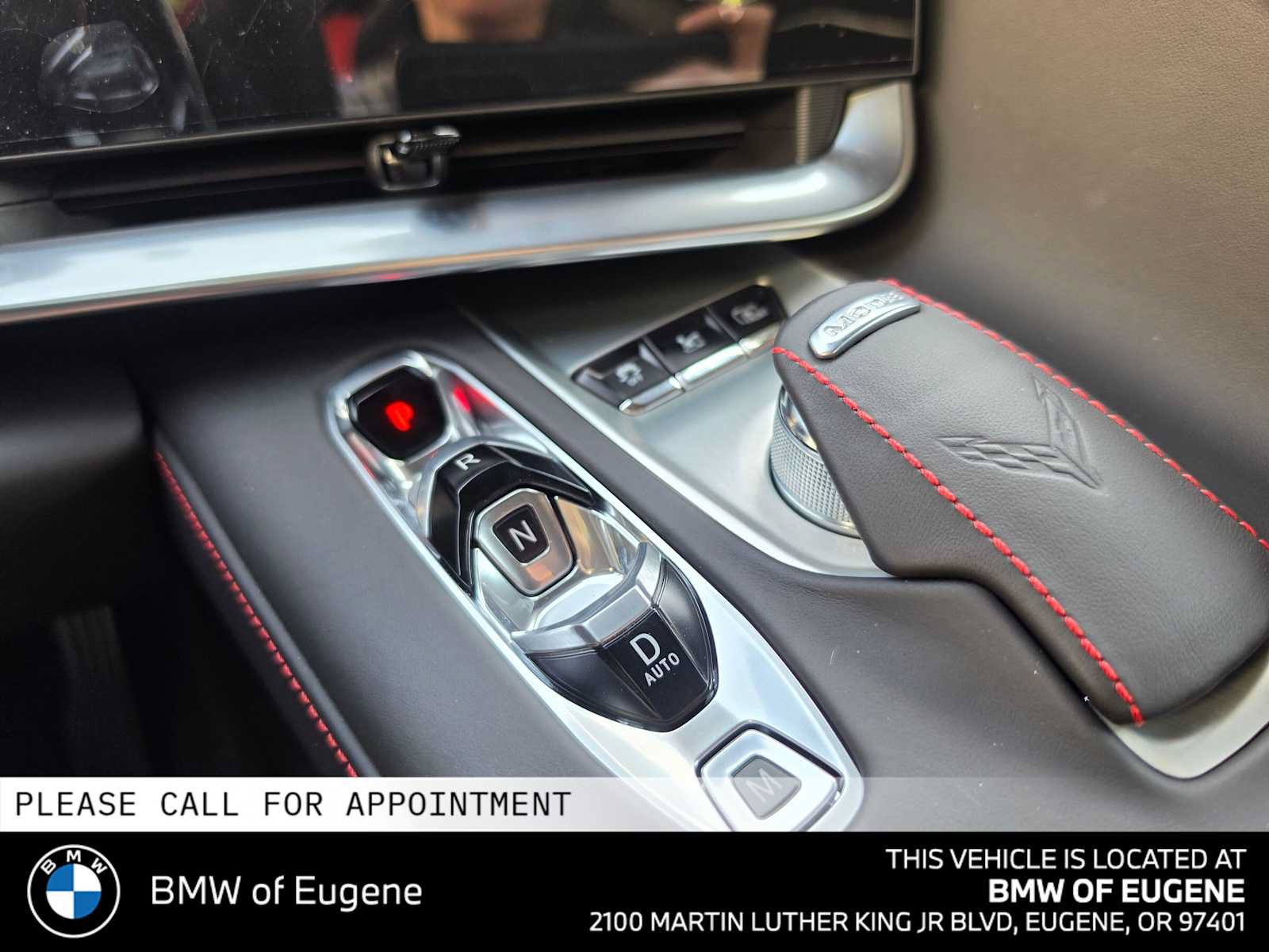 Used 2024 Chevrolet Corvette Stingray Premium Cpe w/ Z51 Performance Package RWD image 31
