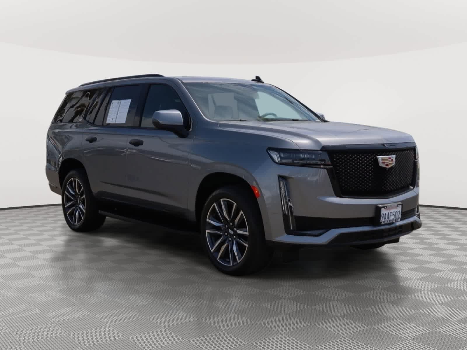 Used 2021 Cadillac Escalade Sport w/ Driver Assist Tech Package AWD/4WD image 3