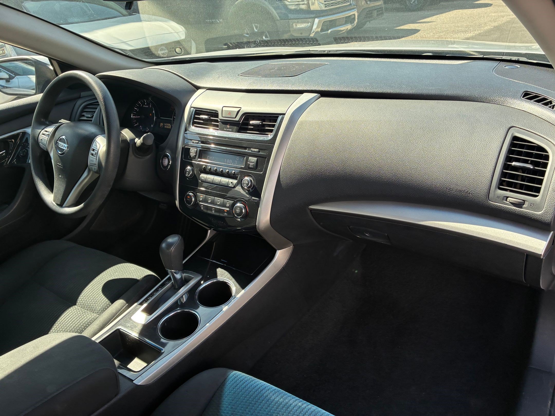 Used 2014 Nissan Altima 2.5 S FWD image 30