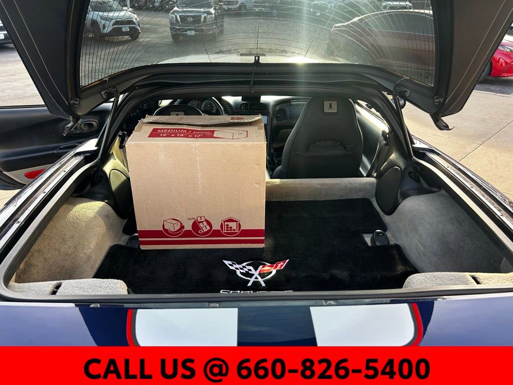 Used 2000 Chevrolet Corvette Coupe w/ Memory Pkg image 21