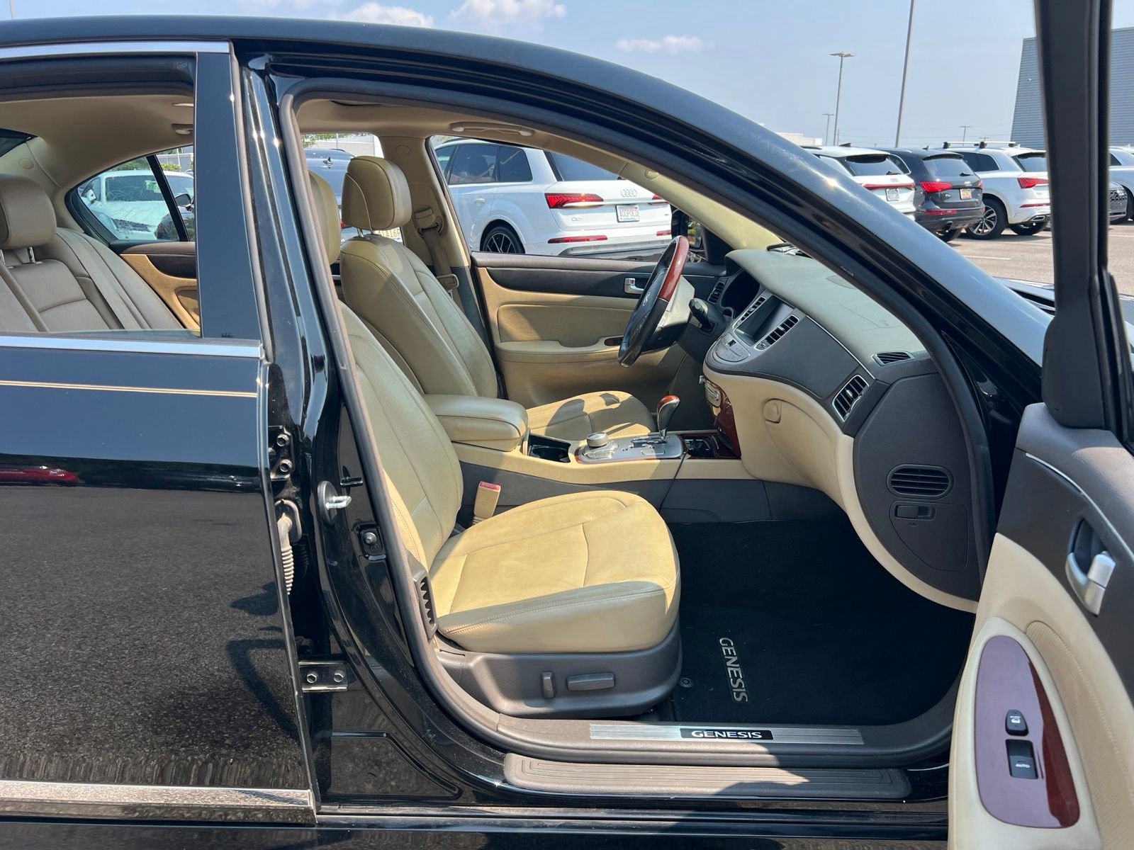 Used 2012 Hyundai Genesis 4.6 RWD image 39