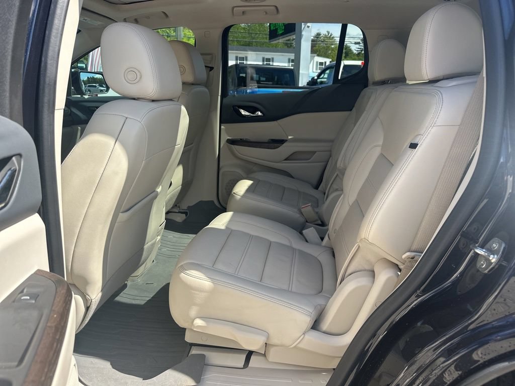 Used 2022 GMC Acadia Denali FWD image 30