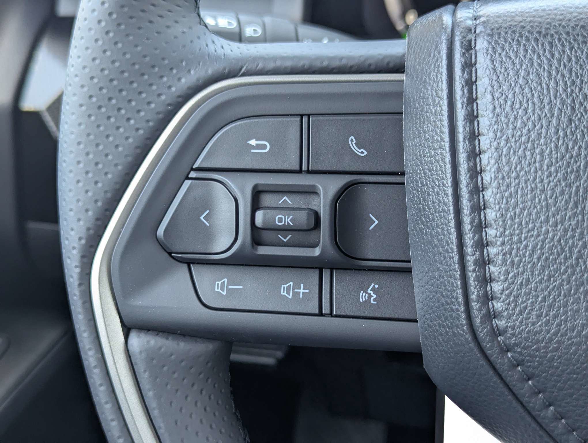 New 2026 Toyota 4Runner Limited AWD/4WD image 26
