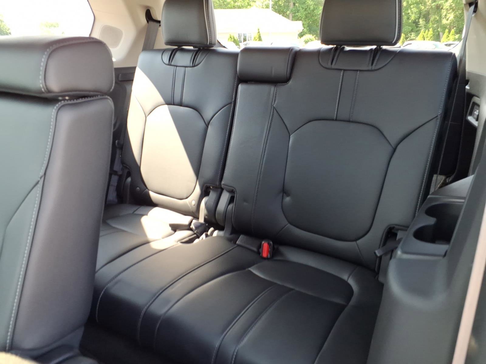 Used 2023 Honda Pilot Elite image 8
