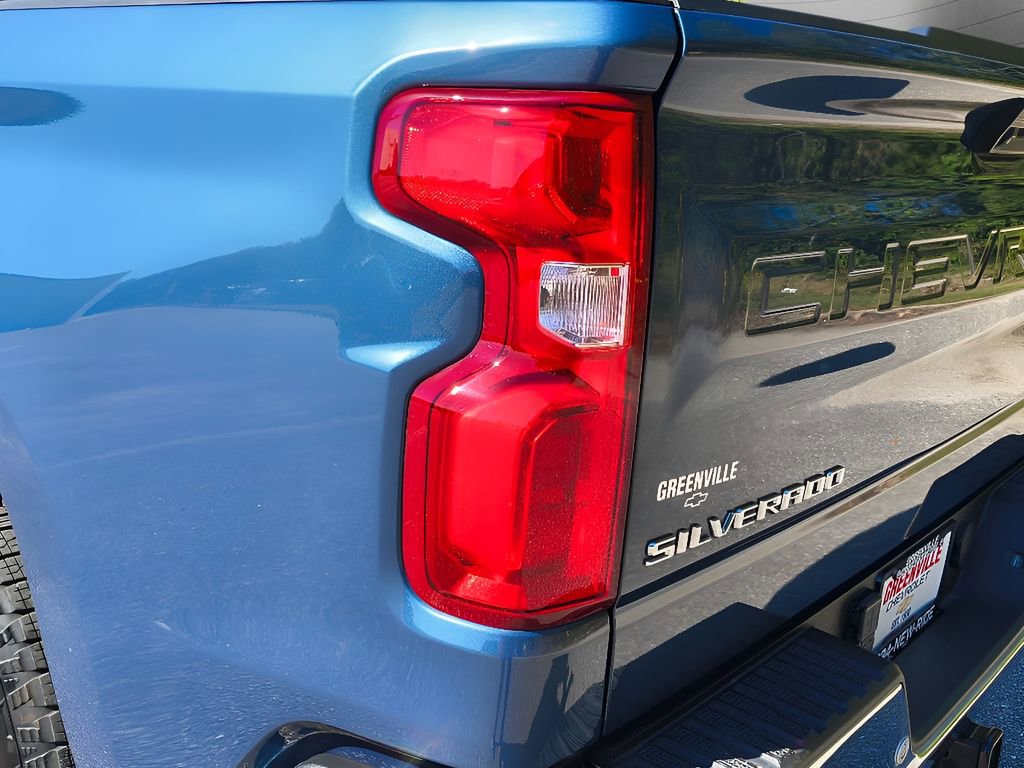 Used 2024 Chevrolet Silverado 1500 LTZ w/ Z71 Off-Road Package image 5