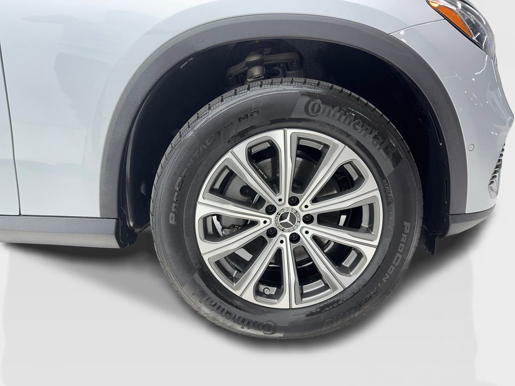 Used 2024 Mercedes-Benz GLC 300 4MATIC image 39