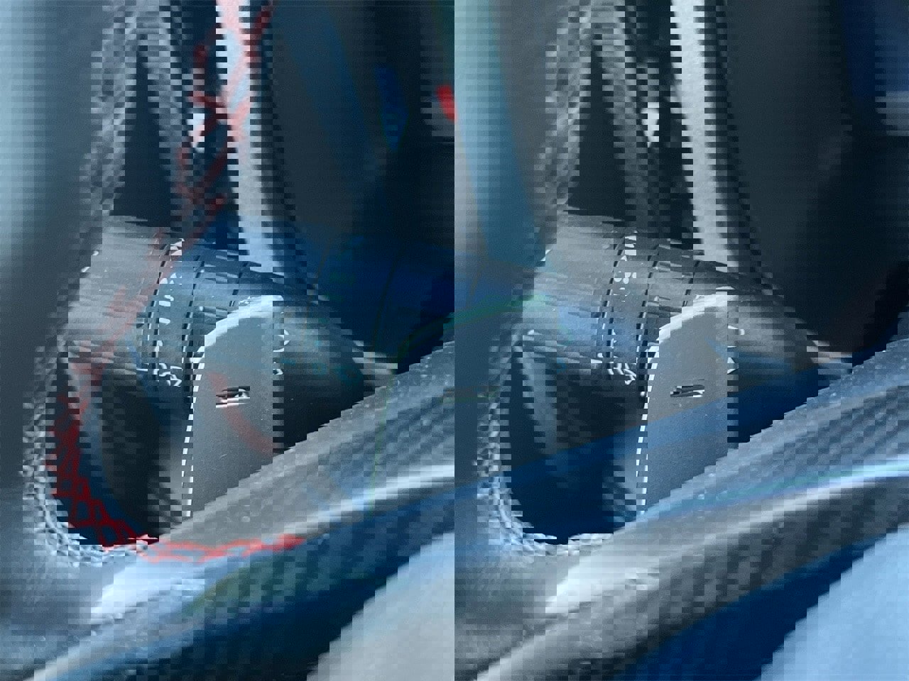 New 2025 Ford Bronco Raptor image 11