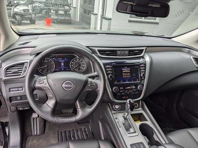 Used 2023 Nissan Murano SV w/ SV Midnight Edition Package AWD/4WD image 14