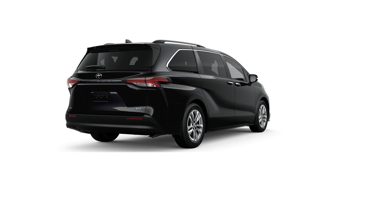 New 2026 Toyota Sienna XLE image 9